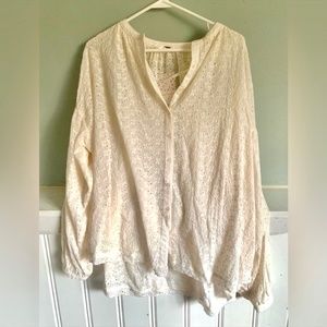 Nwt oversize eyelet button blouse